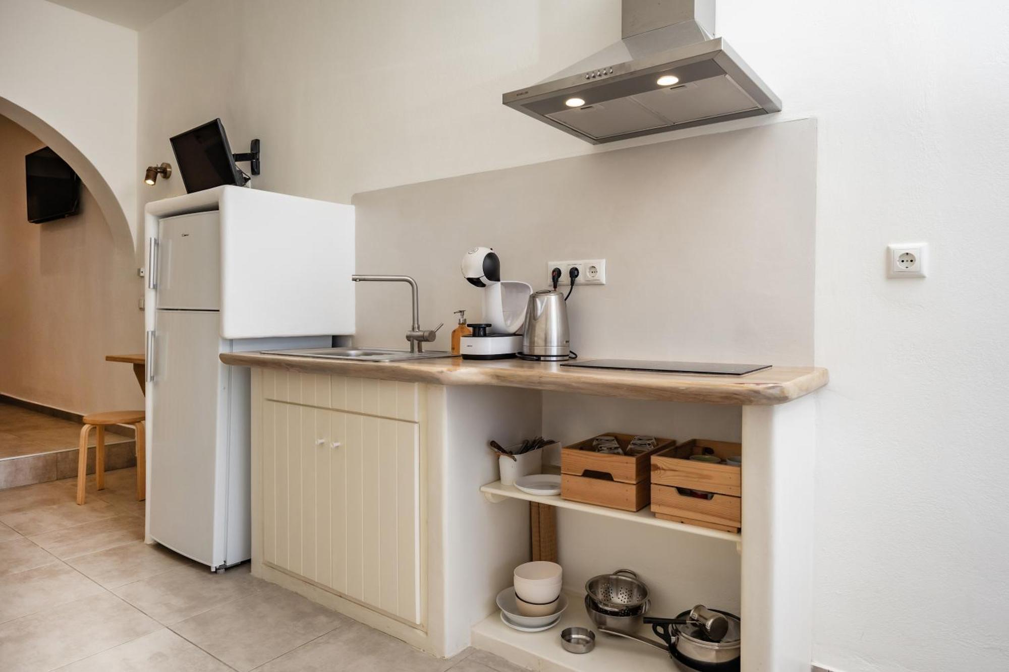 Thea Suites Naxos อาโยส โพรโกปิออส ภายนอก รูปภาพ